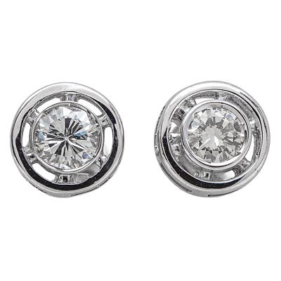 Pendientes en oro blanco y diamante. Pendientes en oro blanco con chat&oacute;n central de diamante 