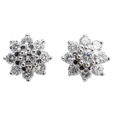 Pendientes roset&oacute;n en oro blanco con diamantes. . Pendientes roset&oacute;n en oro blanco con diamantes 