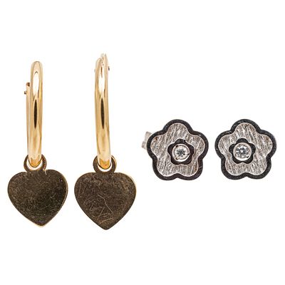 Lote de dos pares de pendientes en oro y oro blanco con diamante. Lote de dos pares de 