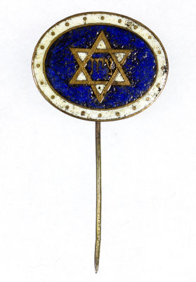 GERMAN "ZION" STICKPIN. Ca. late 1920-1935 German-made enameled brass pin, the head 1 in. wide 