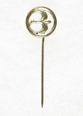 GERMAN-JEWISH HIKING CLUB "KAMERADEN" STICKPIN. Rare stickpin from the "Deutsch-Juedischer 