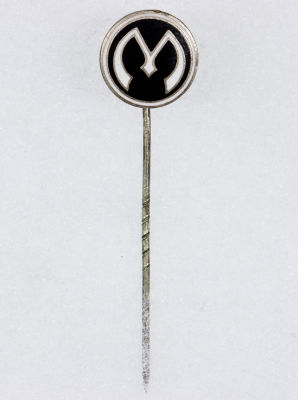 JEWISH BOXING CLUB "MACCABEE" STICKPIN. Rare enameled stickpin from the Berlin "Jewish Boxing 