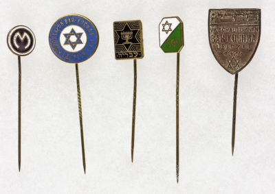 PRE-WAR GERMAN JEWISH PINS. Lot of five especially rare stickpins from pre-war German clubs, all 