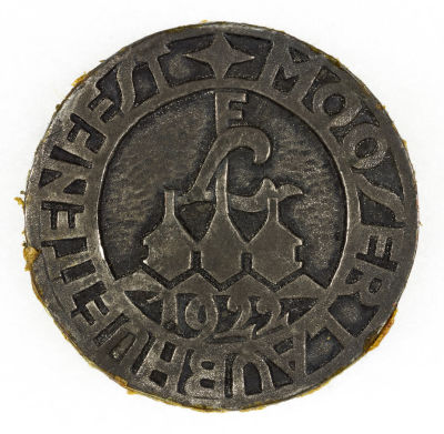 1922 GERMAN JEWISH SPORTS AWARD. 1922 German Jewish sports award, a pewter medallion 1.5 in. 