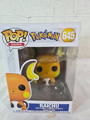 Funko Pop Pokemon Raichu Vinyl Figure #645. Funko Pop Pokemon figure featuring Raichu, number
