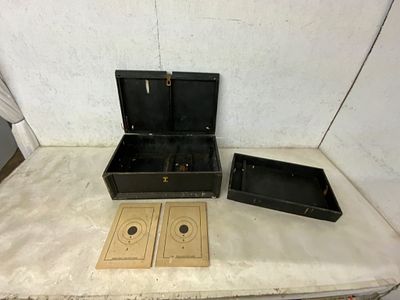 Wooden Shooting Target Box with Paper Targets. Wooden shooting target box with a hinged lid and 