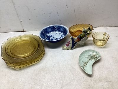 Decorative TablewareÂ. Collection includes six yellow Depression glass plates with scalloped