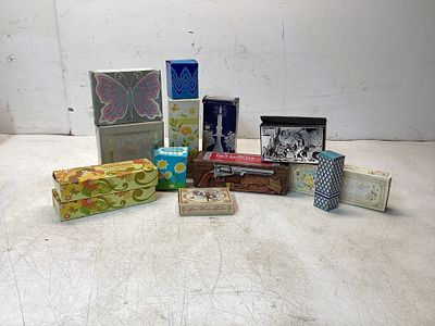 13 Avon Collectible Items. 13 Avon collectible items, including boxed fragrance decanters 