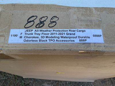 Jeep Grand Cherokee Rear Cargo Tray 2011-2021. Jeep all-weather rear cargo trunk tray floor 