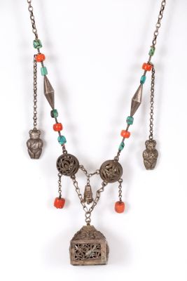 Large Silver Cricket Cage Pendant - China, Qing dynasty. A long Chinese chain made of links and 