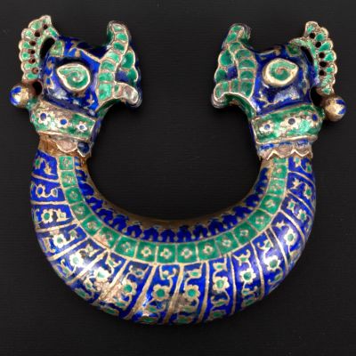 Old ethnic bracelet in gilt silver decorated with enamel, India. A massive and impressive 