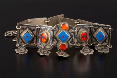 Islamic Silver Pendant Adorned with Gemstones (Turquoise). End of the 19th, beginning of the 