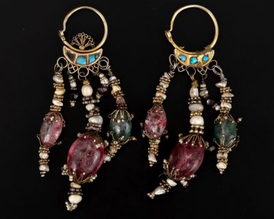 Bukharian-s silver earrings, gold-plated, w/ gemstones- 19thc. Gold-plated silver with filigree 