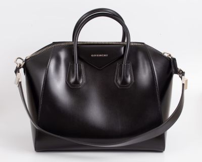 "Antigona" leather bag by Givenchy, Paris. Brand new "Antigona" leather bag by Givenchy, Paris. 