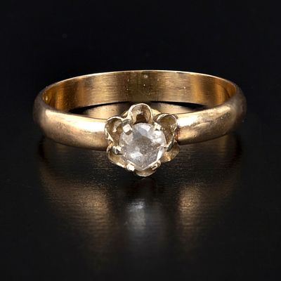 Antique 14K Yellow Gold and Diamond Ring. solitaire style ring, containing one antique rose cut 