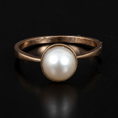 Vintage Russian 14K Rose Gold and Pearl Ring. solitaire style ring containing one round white 