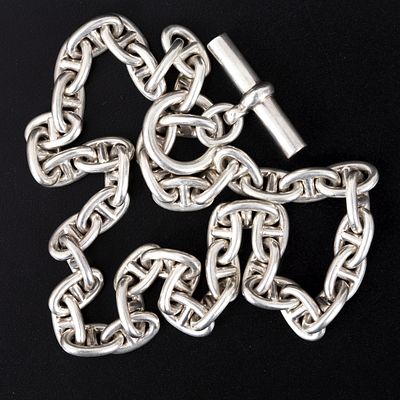 Hermes Silver Anchor Chain Necklace. classic Anchor style necklace from the French luxury 