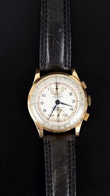 18K Gold Chronograph Wristwatch. 38 mm case diameter manual wind Swiss made movement, 18K yellow 