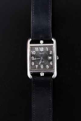 Hermes Stainless Steel Cape Cod Automatic Wristwatch. 29 mm case diameter, automatic Swiss-made 