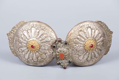 A Large Ottoman White Metal or low grade silver Buckle, Ottoman Empire, 19th Century. Circular 