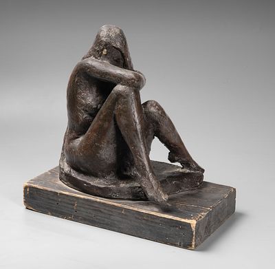 Jacob Loutchansky (1876-1978), Seated Nude. Bronze sculpture
Signed (on base). 
Height: 30 cm 