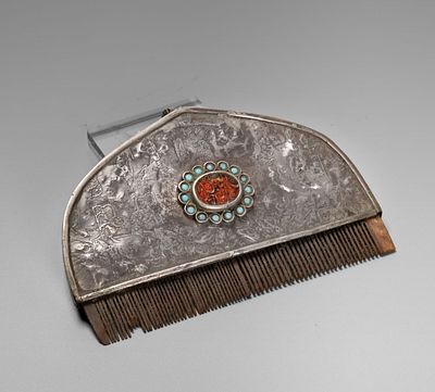 A Fine Silver Carnelian and Turquoise Comb and Perfume Bottle, Hindu-Persia, Early 20th Century. 