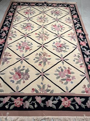 קילים מונגולי בעבודת יד מודרני . מידה 280X180 ס"מ . עמלת קונה על פריטי שטיחים בלבד - 15% 