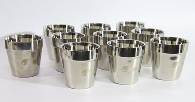לוט 10 כוסות לקמפינג מנירוסטה SUS304 בעלת דופן כפולה מתוצרת חברת gonature המשמשות כחלק מפק"ל 