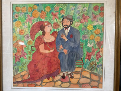 אפרים אייל ציור אקרילק ועט של זוג אוהבים על ספסל בגינה עם הקדשה מאחורה צידות מסגרת 70/68 ס"מ . פר 