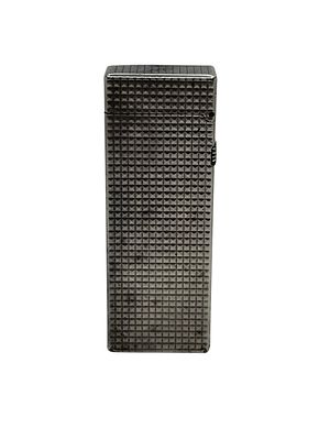 מצית ישנה תוצרת DUNHILL שוויץ
מידות 6.5 /2 ס"מ
מצב עבודה