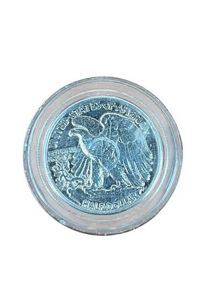 מטבע חצי דולר ארצות הברית ליברטי שנת 1946
. כסף 900 
משקל 12.5 גרם