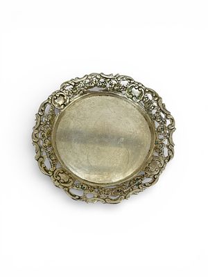 צלוחית כסף 800 ישנה תקופת הרוקוקו 
. משקל 41.5 
קוטר 9 ס"מ