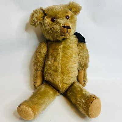 Antique Mohair Straw Stuffed Humpback Teddy Bear. Antique Mohair Straw Stuffed Hump Back Teddy 