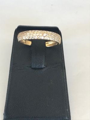 טבעת זהב משובצת זירקונים 14K. חתום. 
מידה: 7 (us). 
משקל: כ- 1.85 