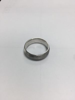 טבעת נישואין 925 סטרלינג 5.7 גרם. 
מידה 12