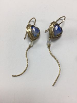 עגילי מון סטון מדהימים ומיוחדים 1 ס"מ 
6.8 גרם 6 ס"מ