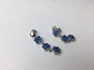 עגילים 925 סטרלינג מצופים רודיום איטלקי משובצים זרקונים 
6 גרם