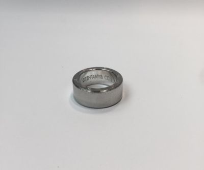 טבעת 925 סטרלינג דגם TIFFANY המבוקש 
מידה 18 
13.5 גרם
