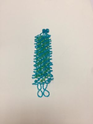 צמיד חרוזים 
18/5 ס"מ