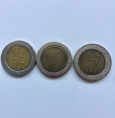 3 מטבעות מזויפים של 10 ש"ח. לאספנים.