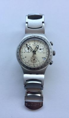 שעון SWATCH כרונוגרף. טיטניום. לא נבדק. קוטר 4 ס"מ.