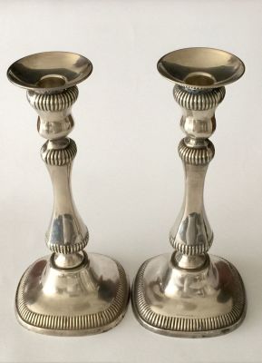 פמוטי כסף סטרלינג 925 תוצרת הצורפים - HAZORFIM , גדולים ומרשימים! חתום. 
משקל עם הכבדה 798.4 