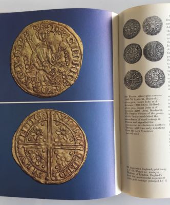 Coins in history 
ספר מקיף בנושא מטבעות עתיקים. 
כריכה קשה, 1969, לונדון, 252 עמ'.