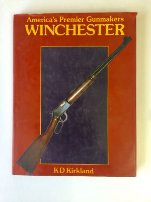 "America's Premier Gunmakers - WINCHESTER" 
ספר גדול באנגלית בנושא יצרנית הנשק האמריקאית 