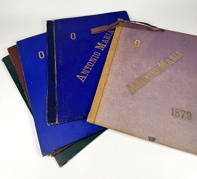 CINCO PASTAS PARA GUARDAR N&Uacute;MEROS SOLTOS DA REVISTA "O ANT&Oacute;NIO MARIA". Na epocha, o pr&oacute;prio 