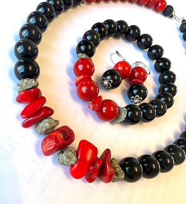 Коралловый комплект ОАЭ. Описание: Роскошный, богатый, стильный гарнитур из натуральных кораллов 