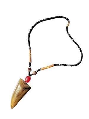 Африканское шейное украшение из натурального рога Эфиопия. Обхват 48 см; рог H 63 х 33 (верх) мм 