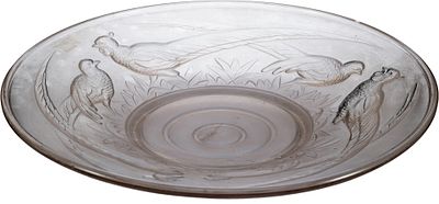 Блюдо "Фазаны" франция 1920-1930 гг "Verlux France" АРТ ДЕКО. *стекло; литье 
Блюдо, украшенное 