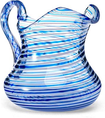 Сливочник синий. Европа, 1-я половина XX в 
*цветное стекло, 
Сливочник классической формы 