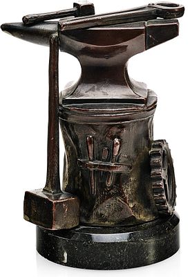 Пресс-папье &laquo;Наковальня&raquo; Бронза. бронза, литье, патинирование; мрамор 
Имеется экспертное 